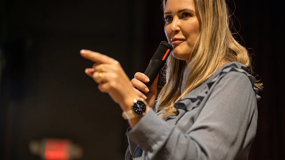 magnific_melhore_a_qualidade_e_nit_cpbbsa60ep_2_1x.webp